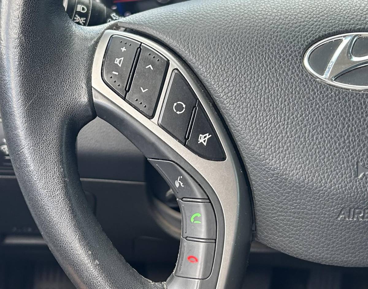 Hyundai i30 Hyundai i30 Wagon 1.6 GDI Business Edition 135PK | Volledige Onderhoudshistorie | Nette Staat | NL AUTO | NAP | Trekhaak | Achteruitrijcamera | Parkeersensoren Voor en Achter | Navigatie | Climate Control | 2 Sleutel |