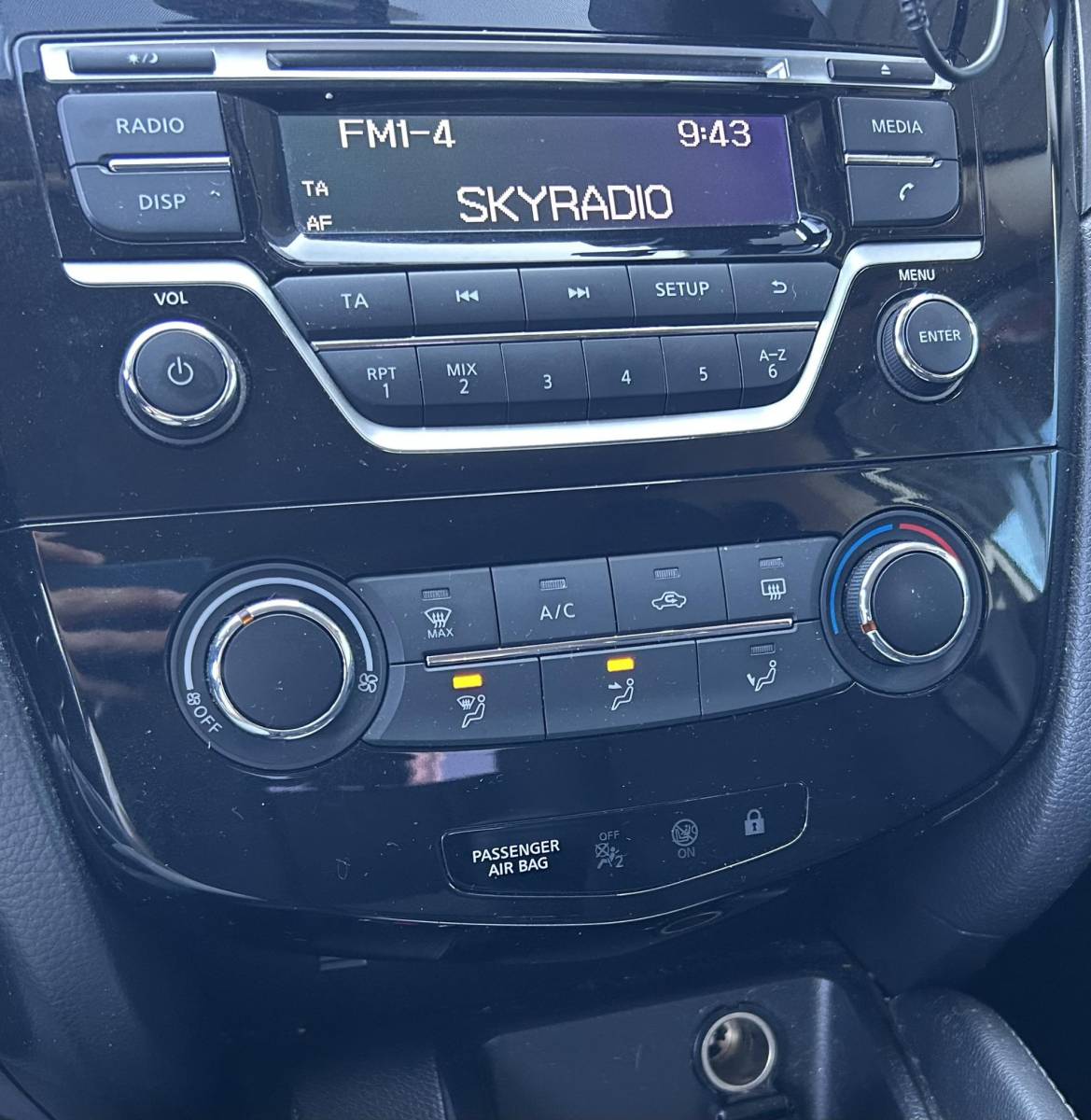Nissan QASHQAI Nissan Qashqai 1.2 Visia 116PK | NL AUTO | NAP | Trekhaak | Airco | Cruise Control | Lichtmetalen Velgen | APK tot 18-07-2027 |