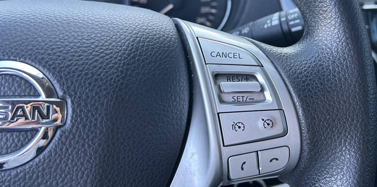 Nissan QASHQAI Nissan Qashqai 1.2 Visia 116PK | NL AUTO | NAP | Trekhaak | Airco | Cruise Control | Lichtmetalen Velgen | APK tot 18-07-2027 |