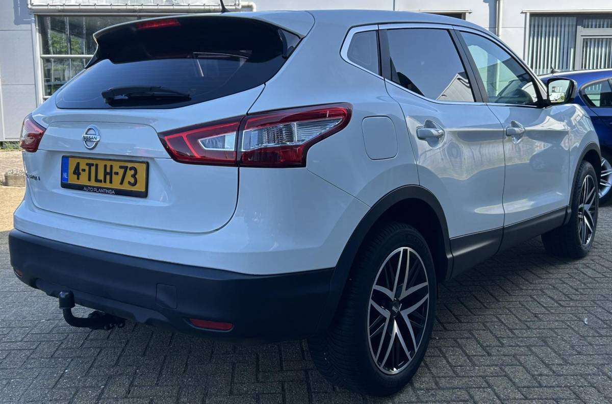 Nissan QASHQAI Nissan Qashqai 1.2 Visia 116PK | NL AUTO | NAP | Trekhaak | Airco | Cruise Control | Lichtmetalen Velgen | APK tot 18-07-2027 |