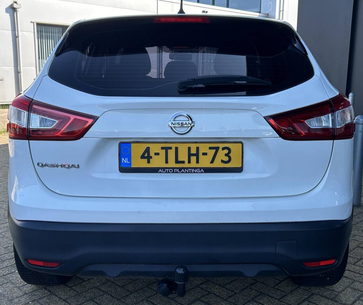Nissan QASHQAI Nissan Qashqai 1.2 Visia 116PK | NL AUTO | NAP | Trekhaak | Airco | Cruise Control | Lichtmetalen Velgen | APK tot 18-07-2027 |