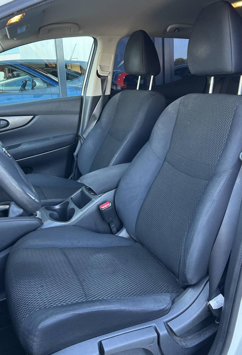 Nissan QASHQAI Nissan Qashqai 1.2 Visia 116PK | NL AUTO | NAP | Trekhaak | Airco | Cruise Control | Lichtmetalen Velgen | APK tot 18-07-2027 |