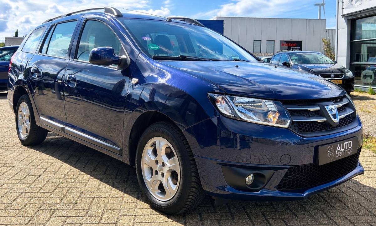 Dacia Logan Dacia Logan MCV 0.9 TCe Prestige 90PK | NL AUTO | NAP | Onderhoudshistorie | Trekhaak | Navigatie | Airco | Cruise Control | 2 Sleutels | Lichtmetalen Velgen |