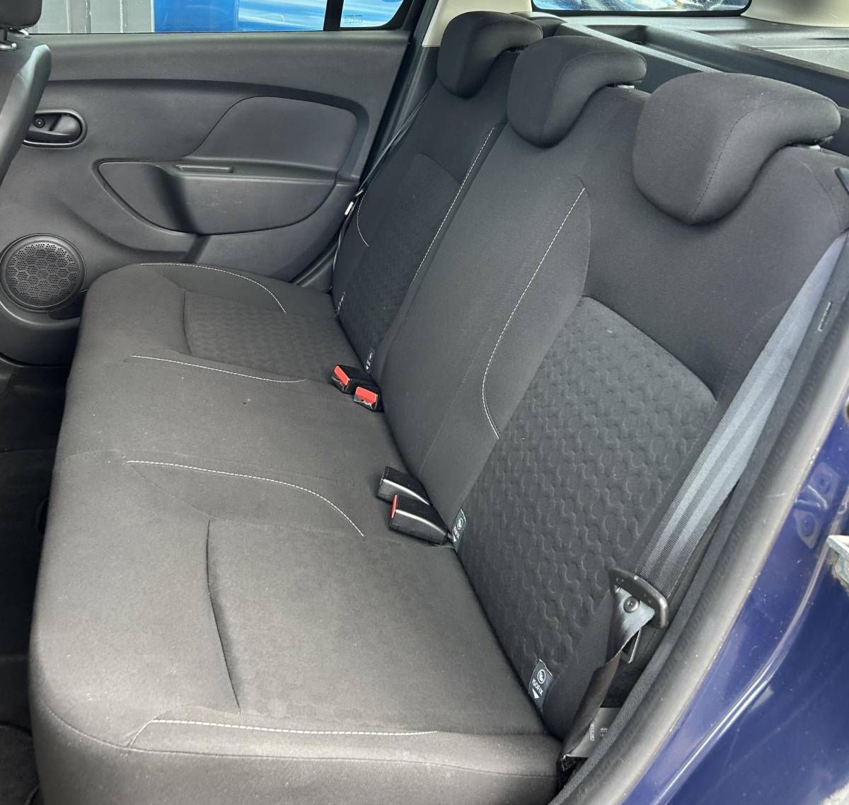 Dacia Logan Dacia Logan MCV 0.9 TCe Prestige 90PK | NL AUTO | NAP | Onderhoudshistorie | Trekhaak | Navigatie | Airco | Cruise Control | 2 Sleutels | Lichtmetalen Velgen |
