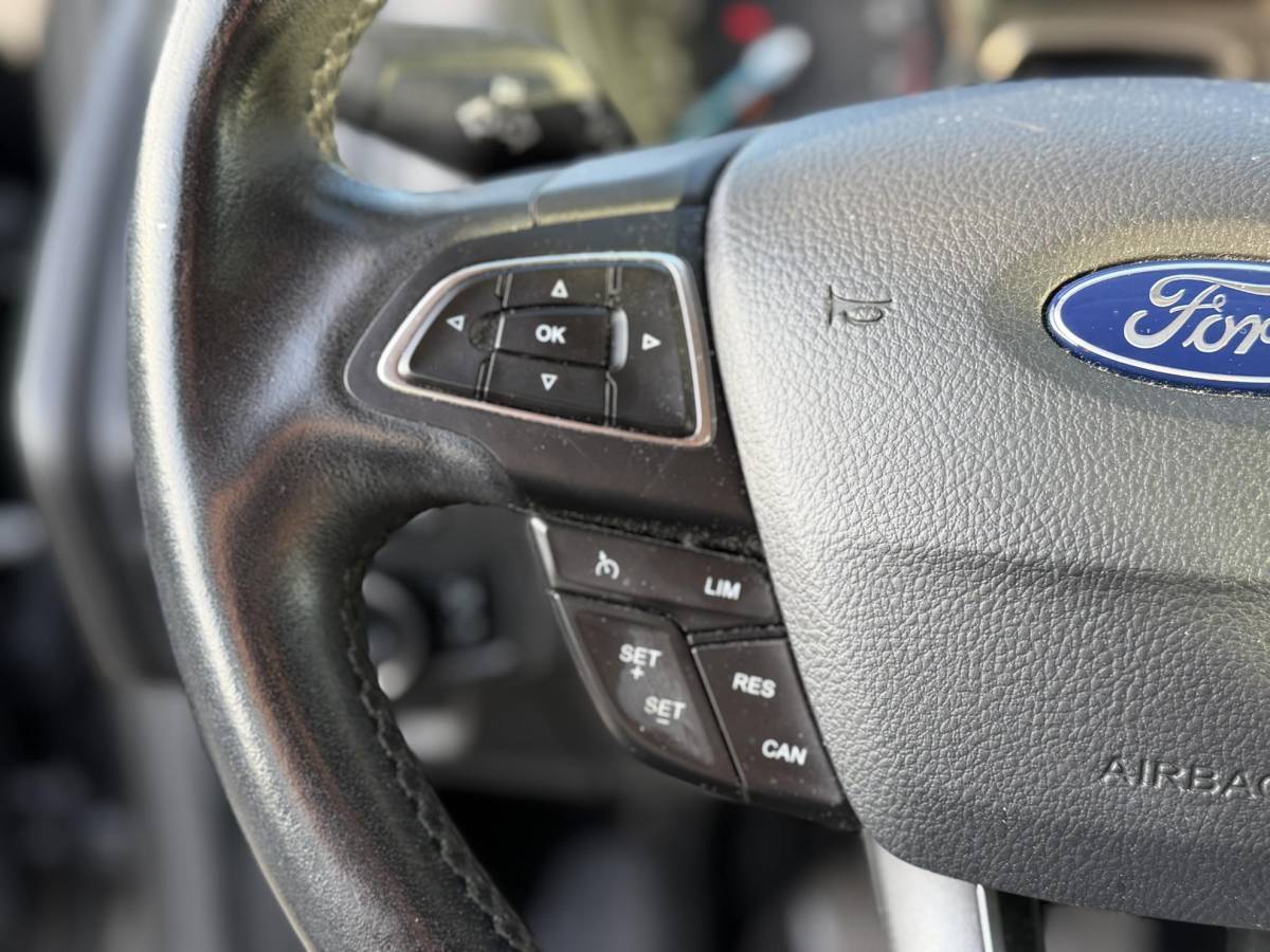 Ford Focus Ford Focus 1.0 Lease Edition 125PK | 2e Eigenaar | NL AUTO | NAP | Trekhaak | Navigatie | Airco | Cruise Control | Parkeersensoren | Lichtmetalen Velgen | APK tot 04-05-2027 |