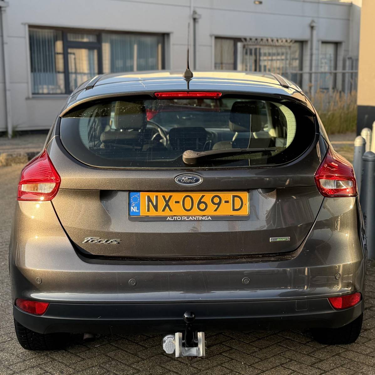 Ford Focus Ford Focus 1.0 Lease Edition 125PK | 2e Eigenaar | NL AUTO | NAP | Trekhaak | Navigatie | Airco | Cruise Control | Parkeersensoren | Lichtmetalen Velgen | APK tot 04-05-2027 |