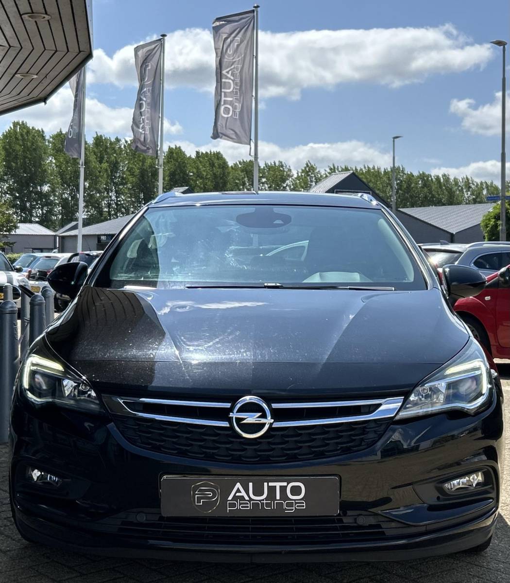 Opel Astra Opel Astra Sports Tourer 1.4 Innovation 150PK | 2e Eigenaar | NL AUTO | NAP | Achteruitrijcamera | Elektrische Trekhaak | Parkeersensoren Voor en Achter | 2 Sleutels |