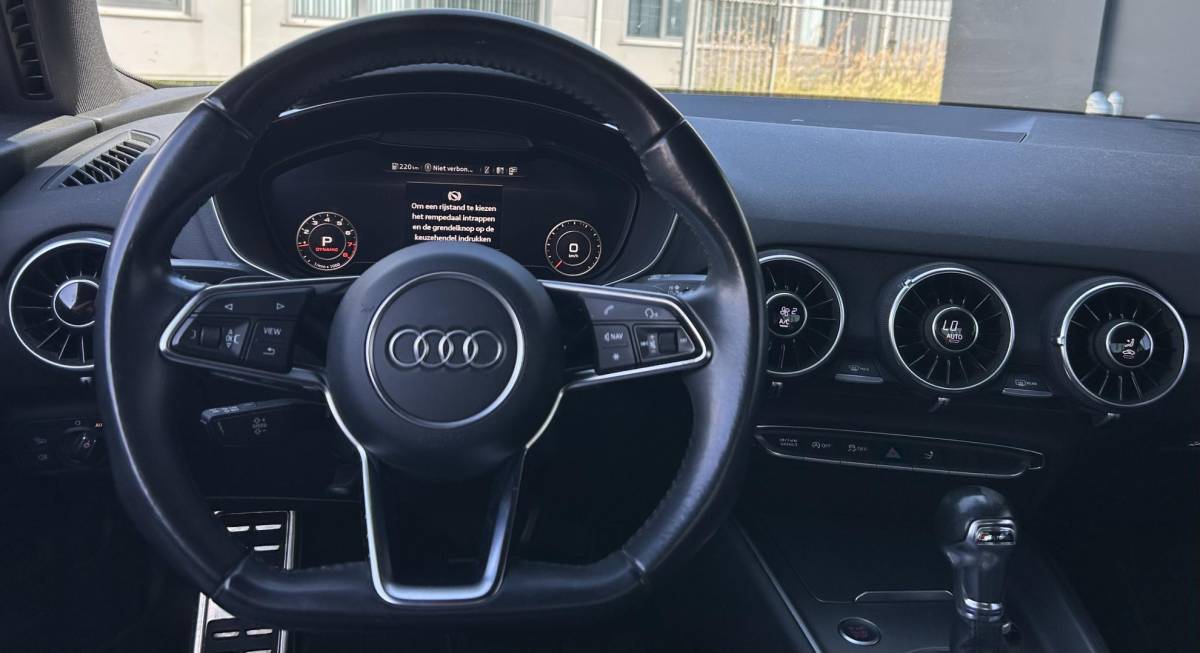 Audi TT Audi TT 1.8 TFSI Pro Line 179PK | AUTOMAAT | ZEER NETTE STAAT! | Volledige Onderhoudshistorie | 06-2026 Groot Onderhoud Gehad | Maxton Pakket | Virtual Cockpit | Apple Carplay & Android Auto | Navigatie | 18 Inch |