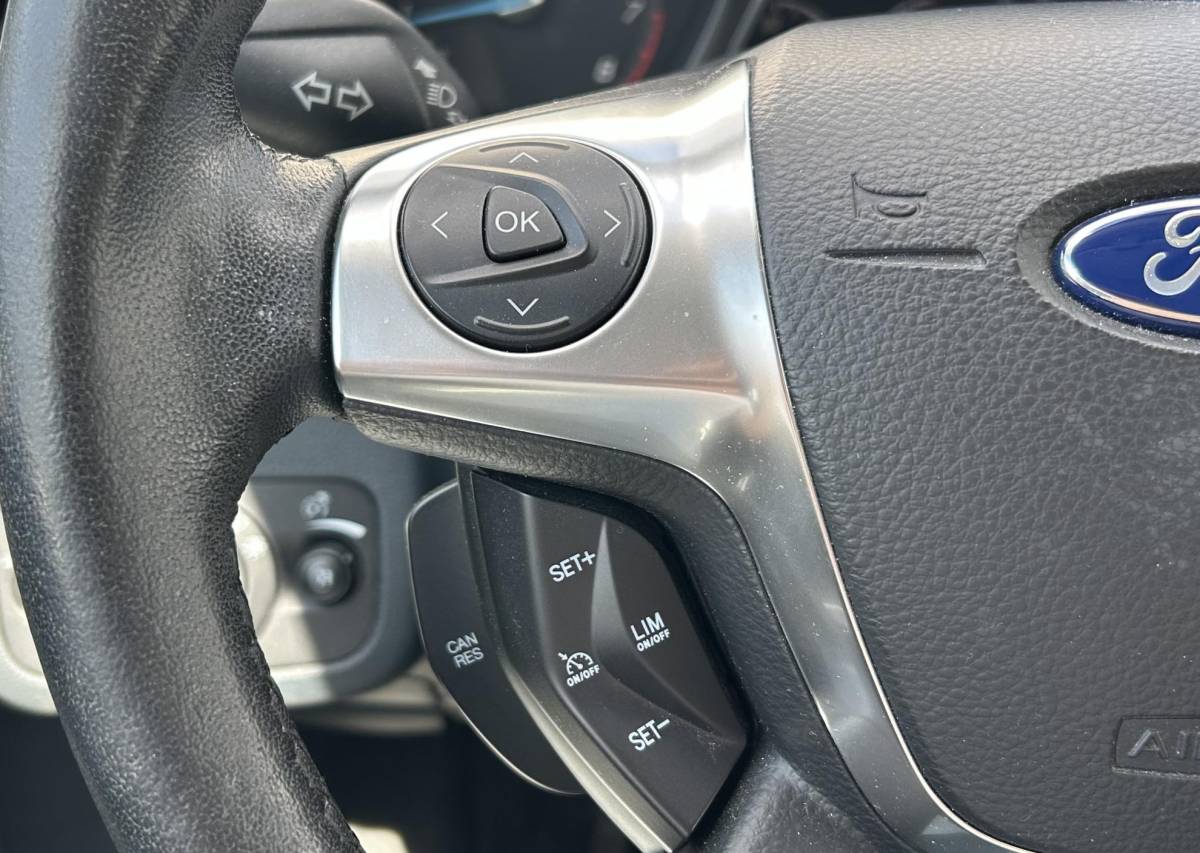 Ford C-MAX Ford C-Max 1.0 Titanium 125PK | Nette Staat | 2e Eigenaar | NL AUTO | Onderhoudshistorie | Achteruitrijcamera | Parkeersensoren | SONY Audio | Climate Control | Cruise Control | Lichtmetalen Velgen | 2 Sleutels |