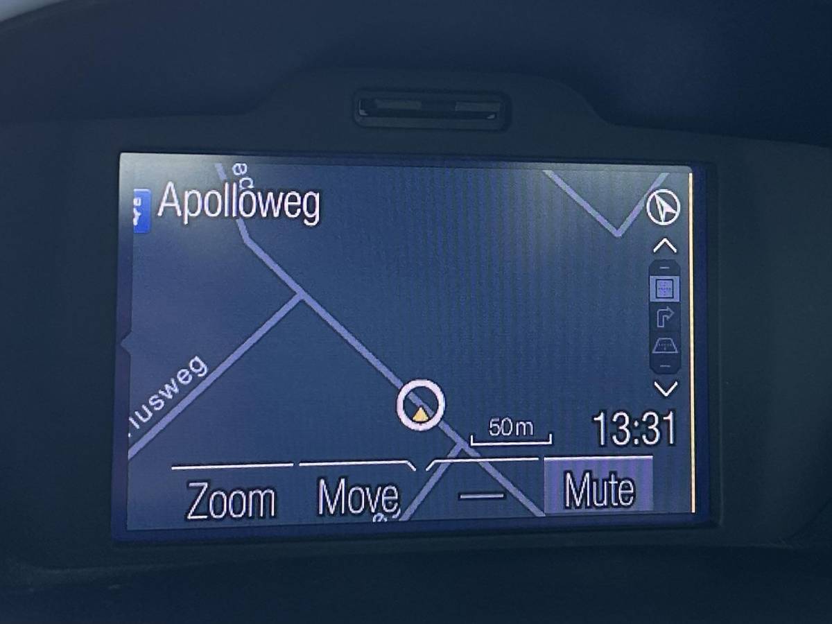 Ford B-MAX Ford B-Max 1.0 EcoBoost Titanium 101PK | 1e Eigenaar | NL AUTO | NAP | Trekhaak | Achteruitrijcamera | Parkeersensoren Voor en Achter | Voorruitverwarming | Climate Control | Cruise Control | 2 Sleutels |