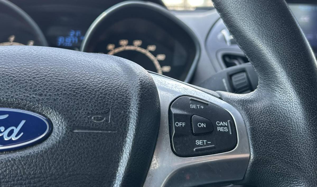 Ford B-MAX Ford B-Max 1.0 EcoBoost Titanium 101PK | 1e Eigenaar | NL AUTO | NAP | Trekhaak | Achteruitrijcamera | Parkeersensoren Voor en Achter | Voorruitverwarming | Climate Control | Cruise Control | 2 Sleutels |
