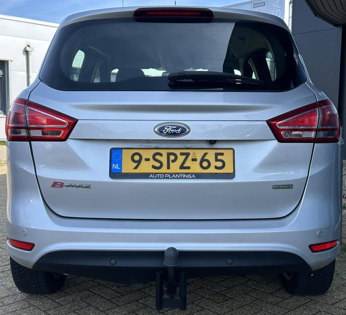 Ford B-MAX Ford B-Max 1.0 EcoBoost Titanium 101PK | 1e Eigenaar | NL AUTO | NAP | Trekhaak | Achteruitrijcamera | Parkeersensoren Voor en Achter | Voorruitverwarming | Climate Control | Cruise Control | 2 Sleutels |