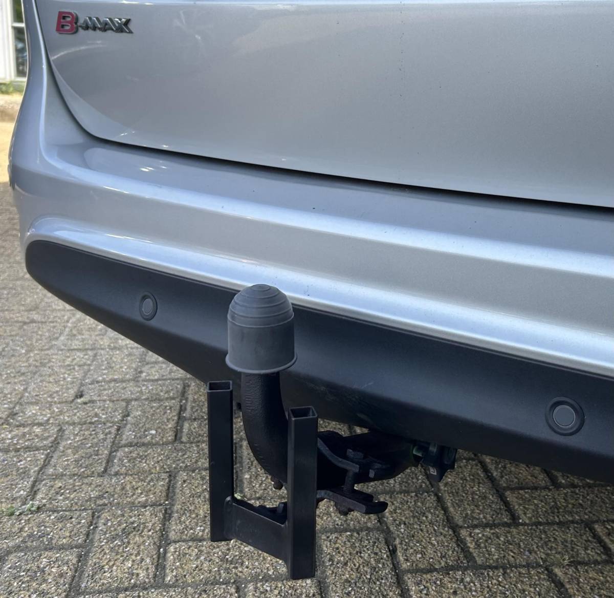 Ford B-MAX Ford B-Max 1.0 EcoBoost Titanium 101PK | 1e Eigenaar | NL AUTO | NAP | Trekhaak | Achteruitrijcamera | Parkeersensoren Voor en Achter | Voorruitverwarming | Climate Control | Cruise Control | 2 Sleutels |