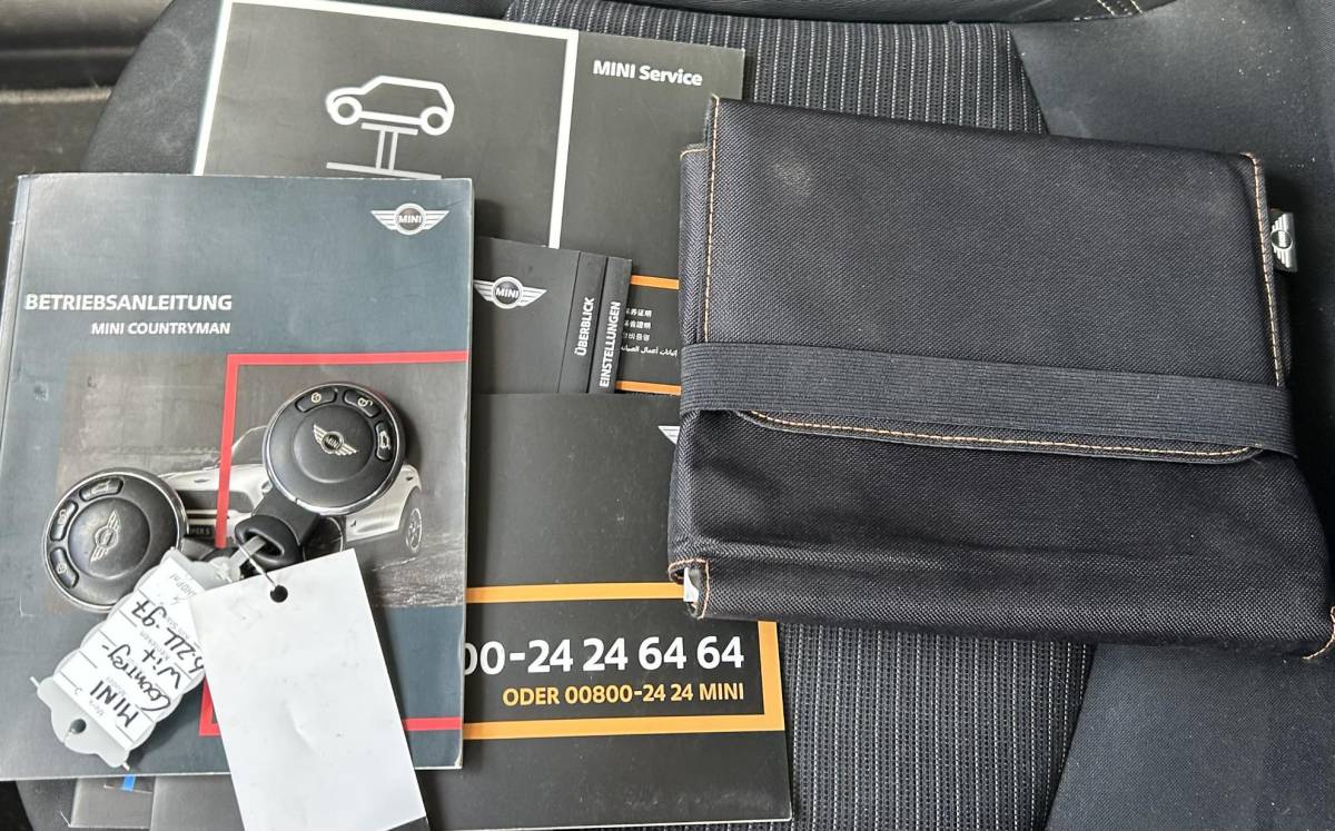 MINI Countryman MINI Countryman 1.6 Cooper Salt 122PK | Nette Staat | Onderhoudshistorie | Airco | Stoelverwarming | Lichtmetalen Velgen | 2 Sleutels | Two Tone |