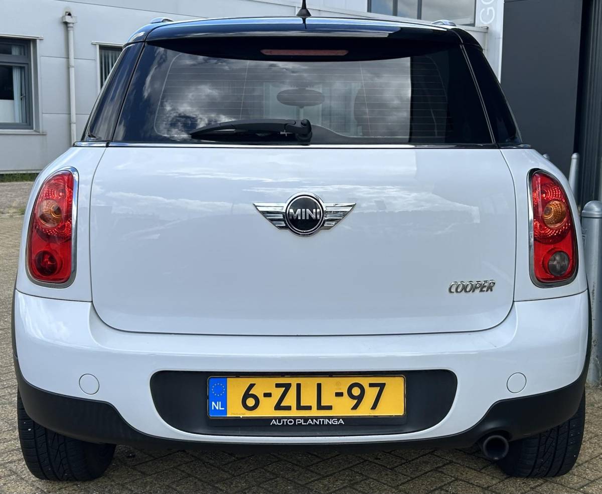 MINI Countryman MINI Countryman 1.6 Cooper Salt 122PK | Nette Staat | Onderhoudshistorie | Airco | Stoelverwarming | Lichtmetalen Velgen | 2 Sleutels | Two Tone |