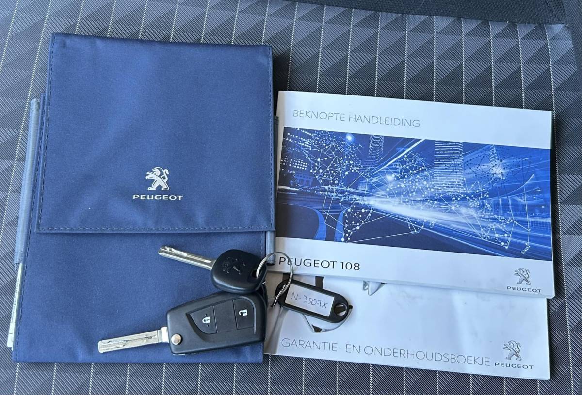 Peugeot 108 Peugeot 108 1.0 e-VTi Active | NL AUTO | Onderhoudshistorie | Airco | 5 Deurs | APK tot 20-01-2028 | 2 Sleutels |