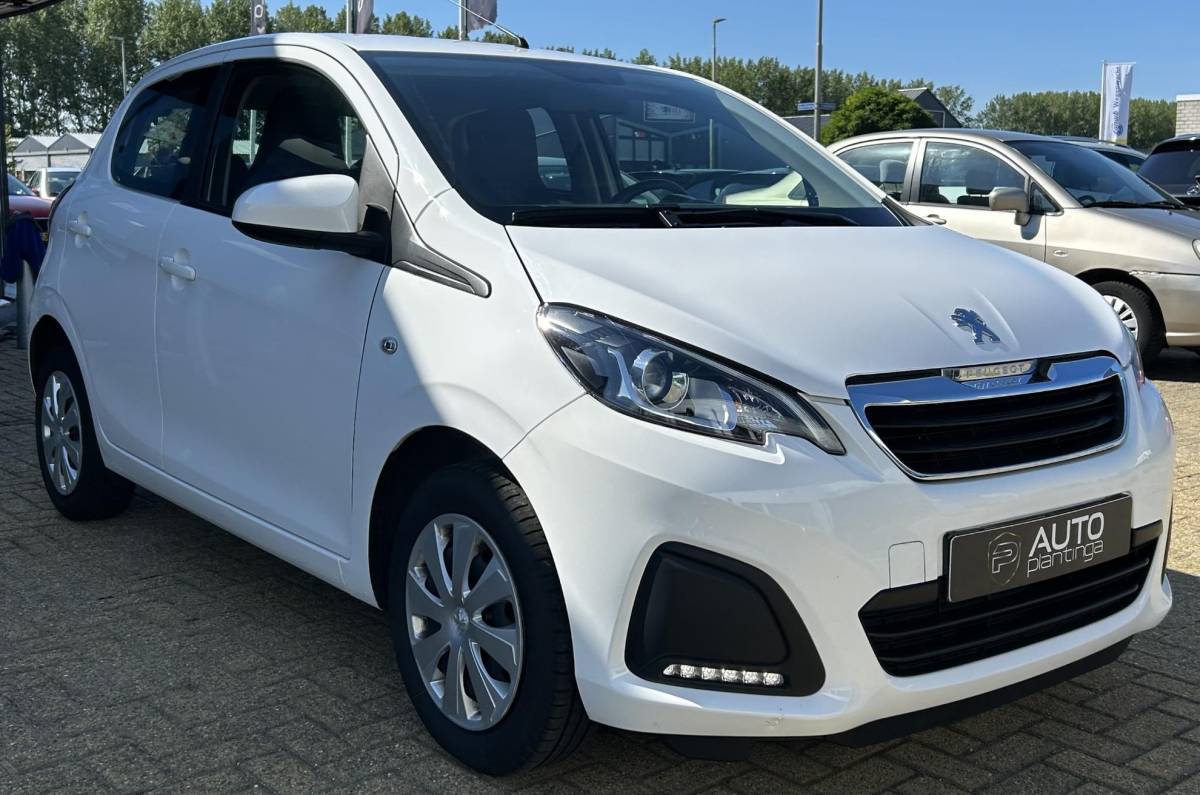 Peugeot 108 Peugeot 108 1.0 e-VTi Active | NL AUTO | Onderhoudshistorie | Airco | 5 Deurs | APK tot 20-01-2028 | 2 Sleutels |