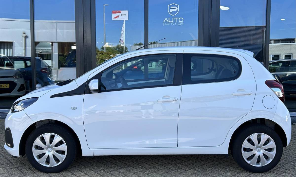 Peugeot 108 Peugeot 108 1.0 e-VTi Active | NL AUTO | Onderhoudshistorie | Airco | 5 Deurs | APK tot 20-01-2028 | 2 Sleutels |