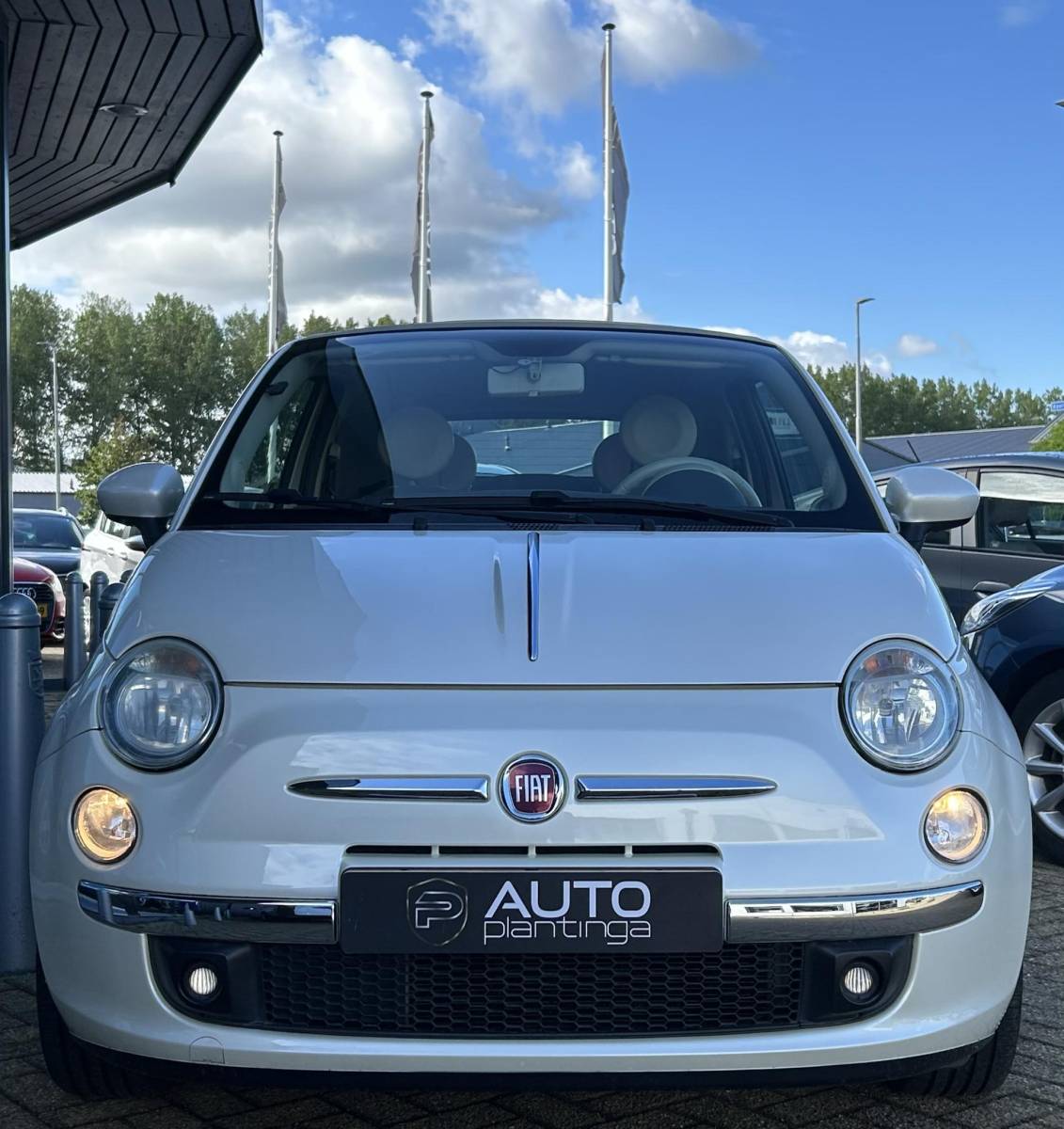 Fiat 500C Fiat 500 C 1.2 Lounge | AUTOMAAT | Cabrio | Nette Staat | NL AUTO | NAP | Onderhoudshistorie | D Riem is Vervangen | Airco | Carplay | Parkeersensoren | 2 Sleutels | Nieuwe APK |
