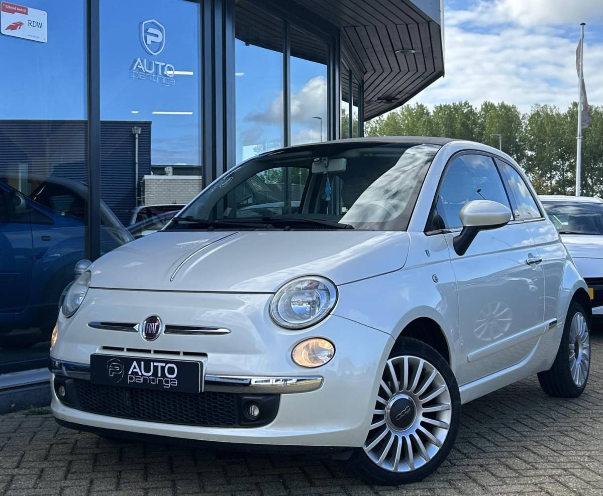 Fiat 500C Fiat 500 C 1.2 Lounge | AUTOMAAT | Cabrio | Nette Staat | NL AUTO | NAP | Onderhoudshistorie | D Riem is Vervangen | Airco | Carplay | Parkeersensoren | 2 Sleutels | Nieuwe APK |