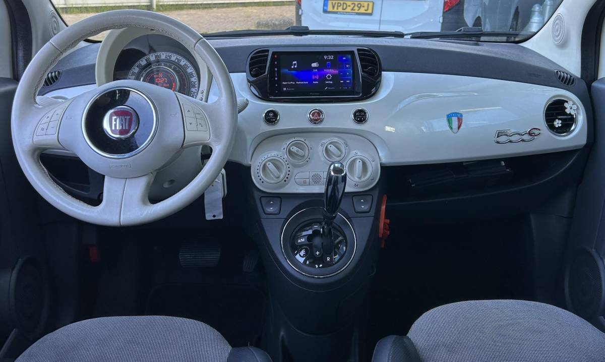 Fiat 500C Fiat 500 C 1.2 Lounge | AUTOMAAT | Cabrio | Nette Staat | NL AUTO | NAP | Onderhoudshistorie | D Riem is Vervangen | Airco | Carplay | Parkeersensoren | 2 Sleutels | Nieuwe APK |