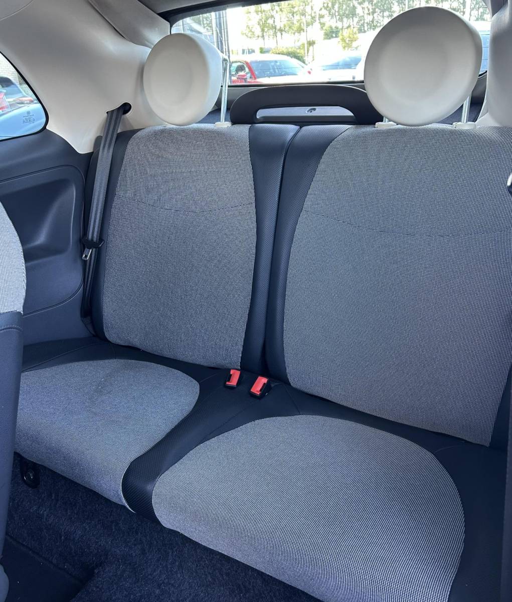 Fiat 500C Fiat 500 C 1.2 Lounge | AUTOMAAT | Cabrio | Nette Staat | NL AUTO | NAP | Onderhoudshistorie | D Riem is Vervangen | Airco | Carplay | Parkeersensoren | 2 Sleutels | Nieuwe APK |