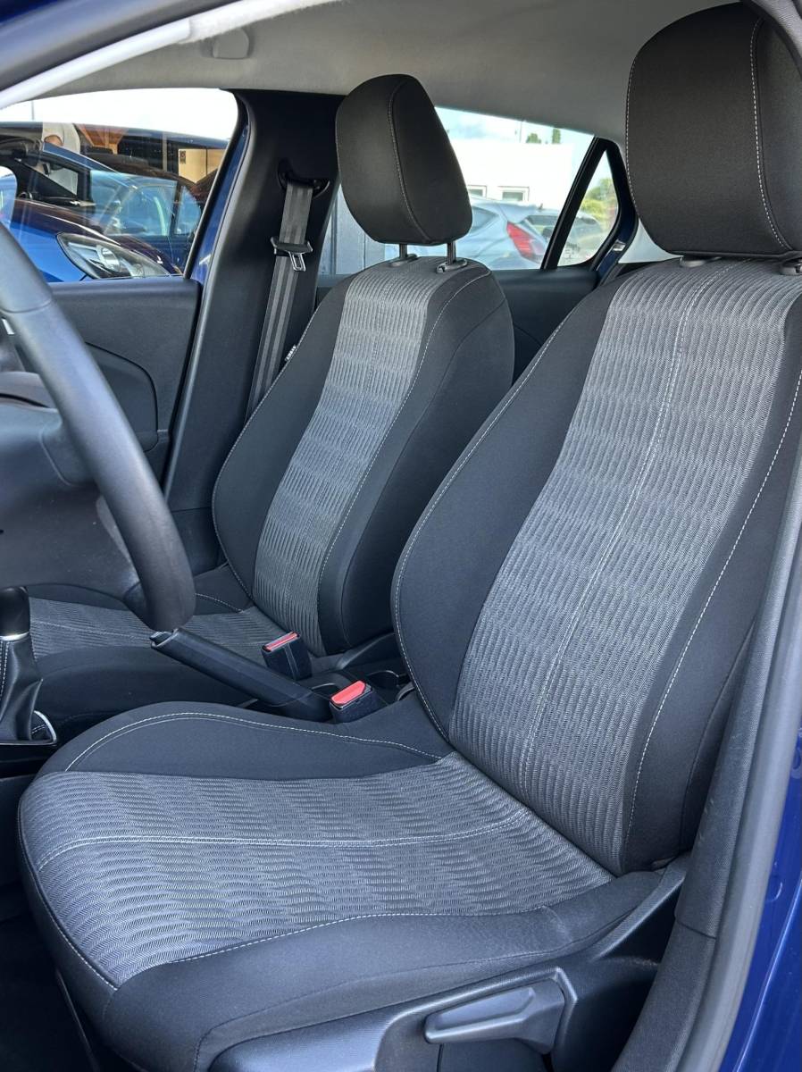 Opel Corsa Opel Corsa 1.2 Edition | NL AUTO | 2e Eigenaar | NAP | D-Riem is Vervangen | Onderhoudshistorie | Airco | Apple Carplay & Andriod Auto | Navigatie | Cruise Control | Parkeersensoren | Lichtmetalen Velgen | 2 Sleutels |