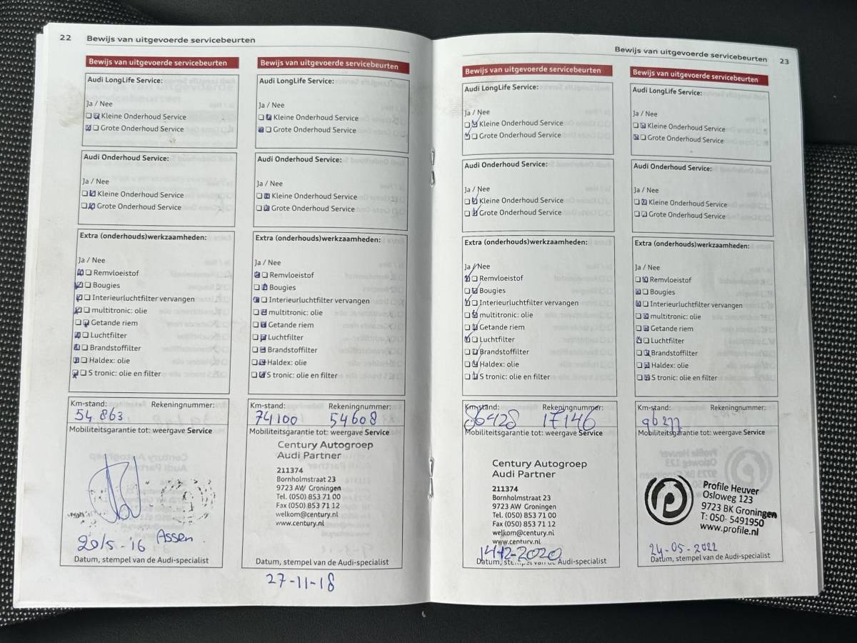 Audi A1 Audi A1 1.2 TFSI Ambition Pro Line Business 86PK | Zeer Nette Staat | 11 Jaar in Bezit Geweest van de Vorige Eigenaar | NL AUTO | Cruise Control | Airco | Armsteun | Lichtmetalen Velgen | APK tot 10-04-2027 |