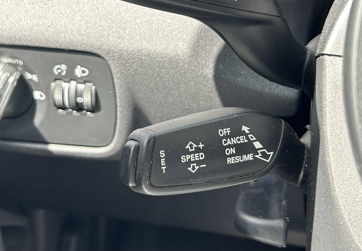 Audi A1 Audi A1 1.2 TFSI Ambition Pro Line Business 86PK | Zeer Nette Staat | 11 Jaar in Bezit Geweest van de Vorige Eigenaar | NL AUTO | Cruise Control | Airco | Armsteun | Lichtmetalen Velgen | APK tot 10-04-2027 |