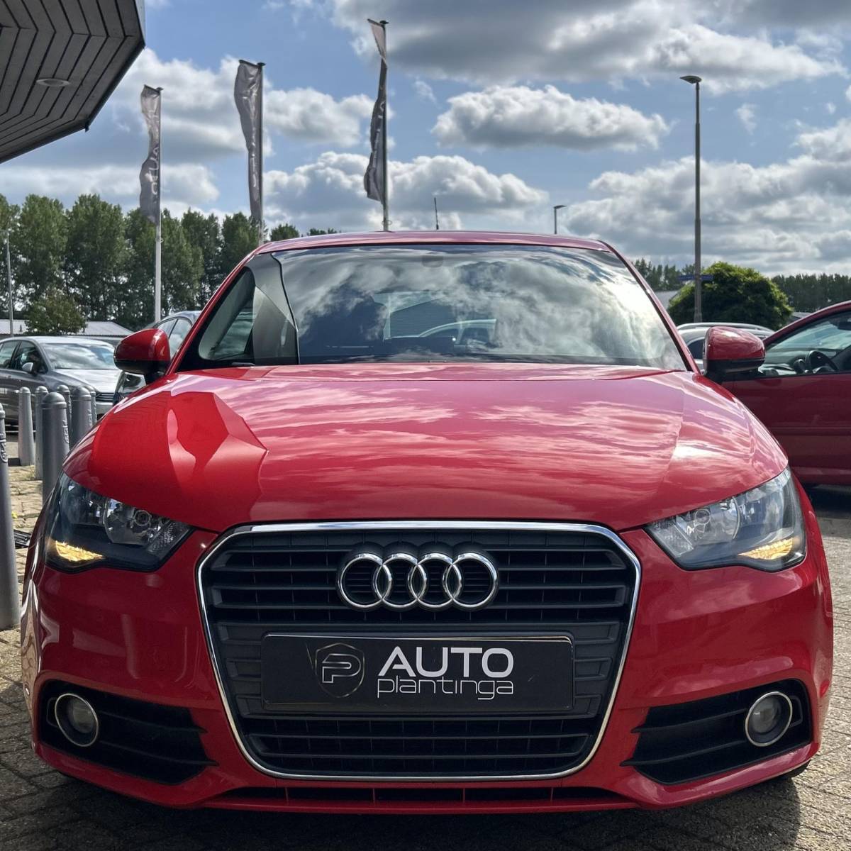 Audi A1 Audi A1 1.2 TFSI Ambition Pro Line Business 86PK | Zeer Nette Staat | 11 Jaar in Bezit Geweest van de Vorige Eigenaar | NL AUTO | Cruise Control | Airco | Armsteun | Lichtmetalen Velgen | APK tot 10-04-2027 |