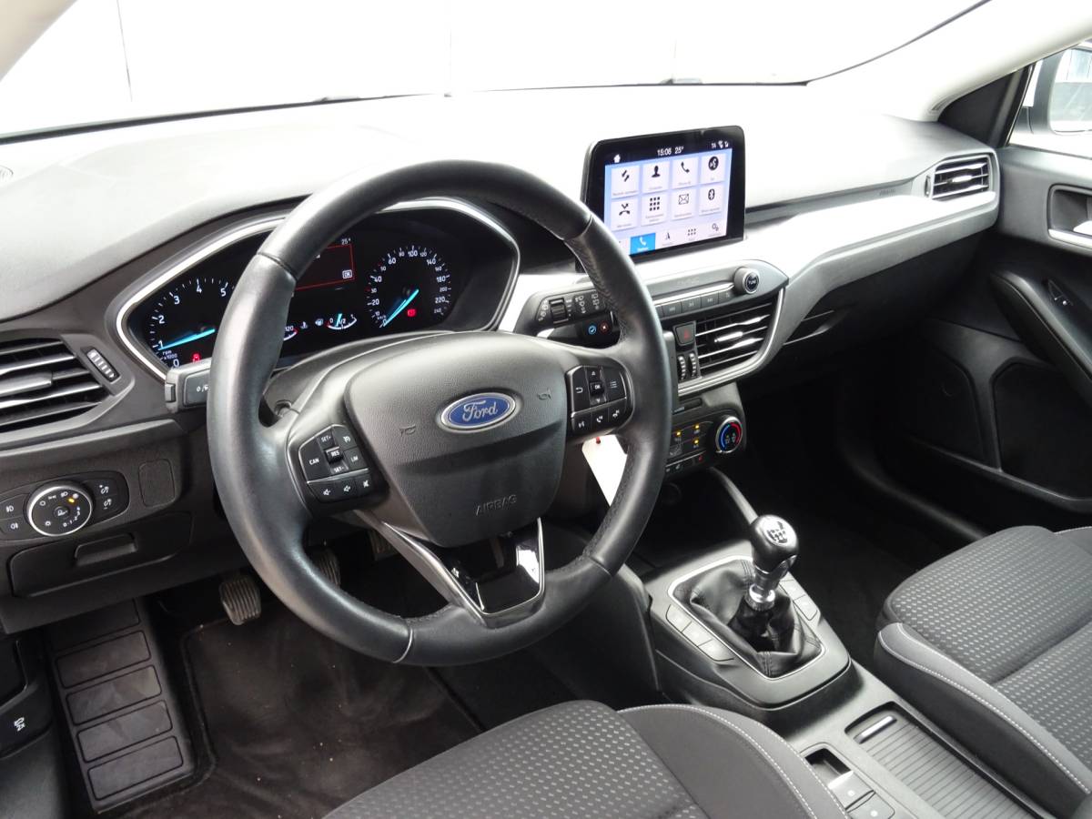 Ford Focus Ford Focus Wagon 1.0 EcoBoost Edition Business * CARPLAY * CAM !!