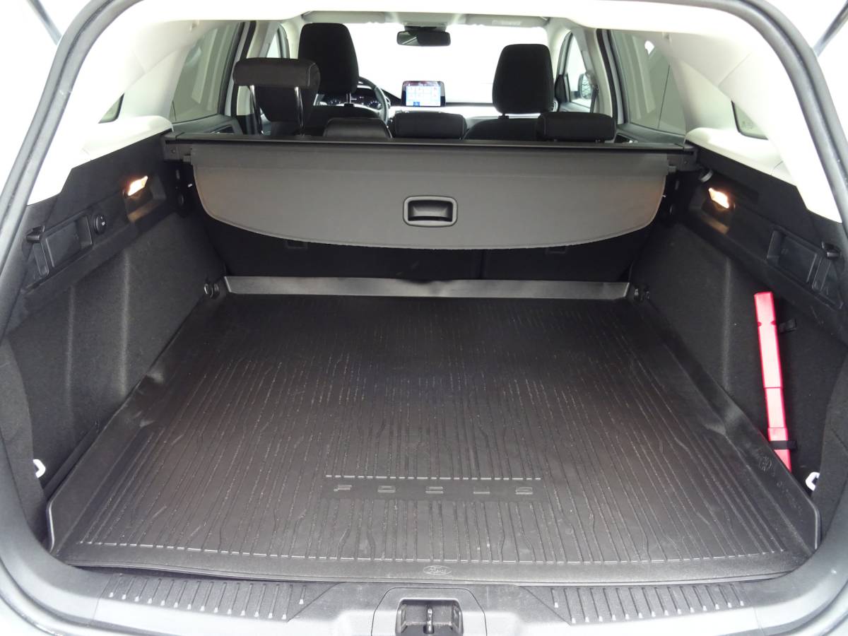 Ford Focus Ford Focus Wagon 1.0 EcoBoost Edition Business * CARPLAY * CAM !!