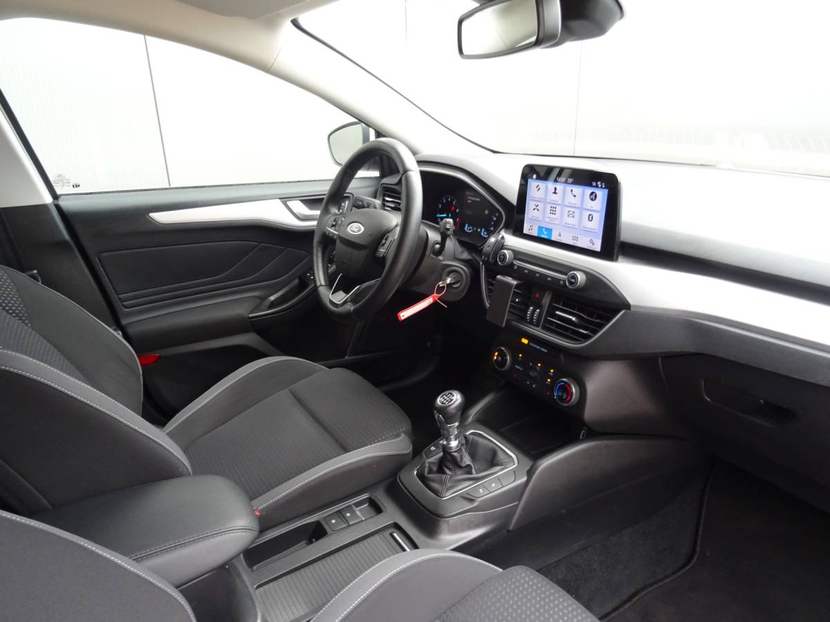 Ford Focus Ford Focus Wagon 1.0 EcoBoost Edition Business * CARPLAY * CAM !!