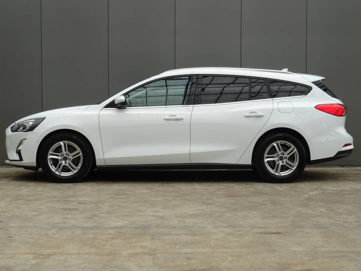 Ford Focus Ford Focus Wagon 1.0 EcoBoost Edition Business * CARPLAY * CAM !!