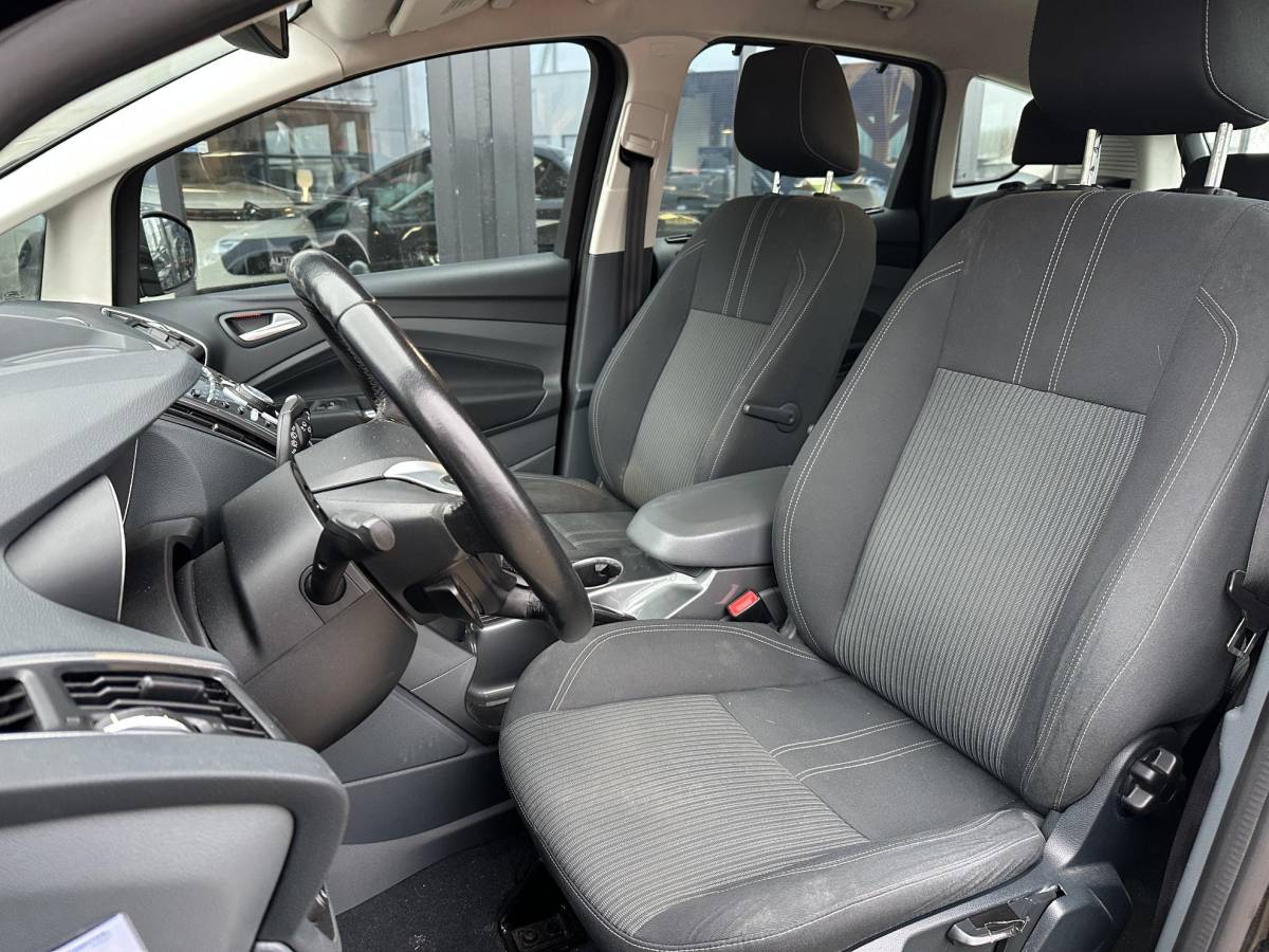 Ford C-MAX Ford C-Max 1.0 Edition Plus 125PK | Dealeronderhouden | Zeer Nette Staat! | NL AUTO | Achteruitrijcamera | Navigatie | Voorruitverwarming | Climate Control | Parkeersensoren Voor en Achter |