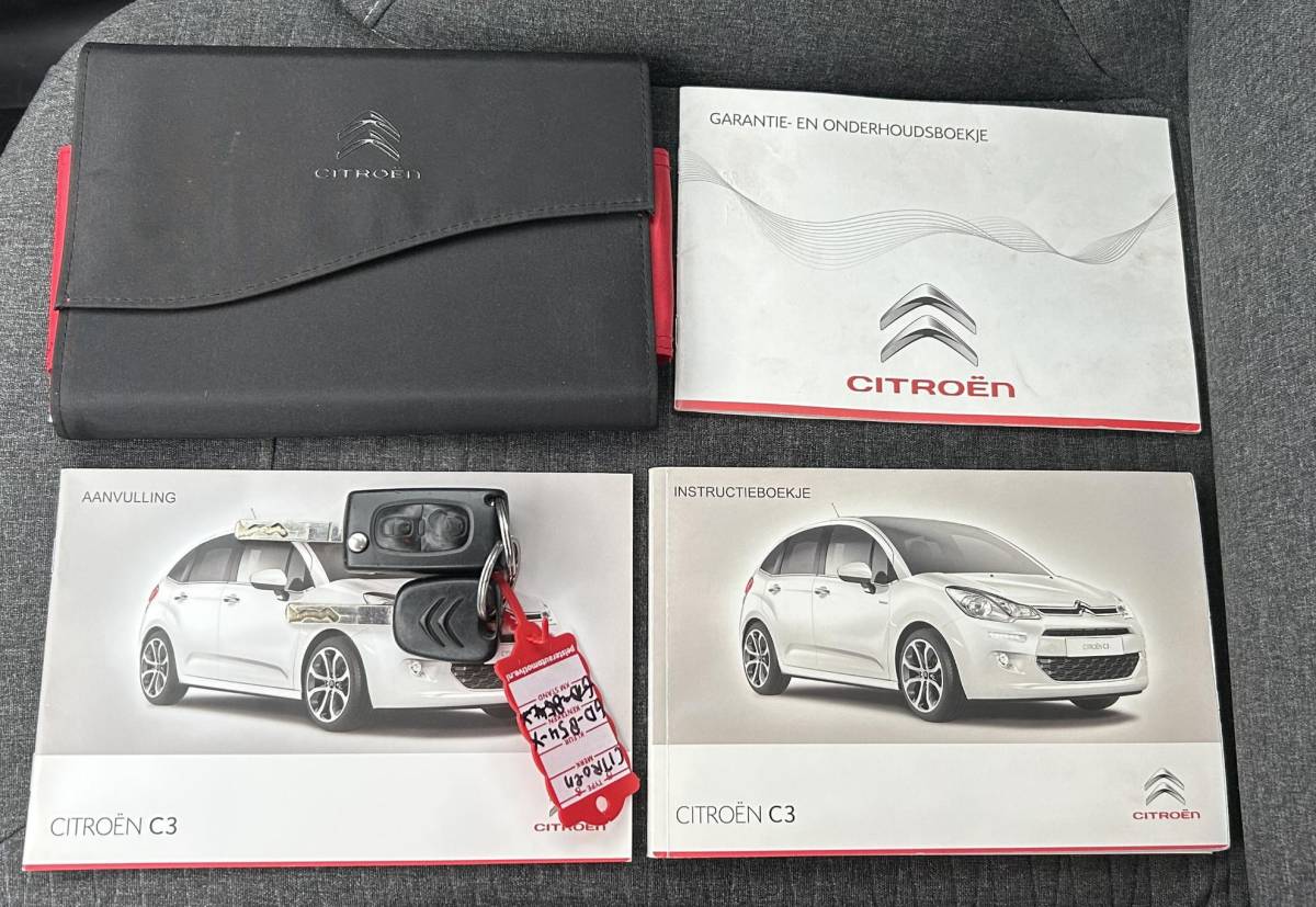 Citroën C3 Citroen C3 1.2 PureTech Collection 82PK | Nette Staat | NL AUTO | NAP | Trekhaak | Navigatie | Climate Control | Cruise Control |