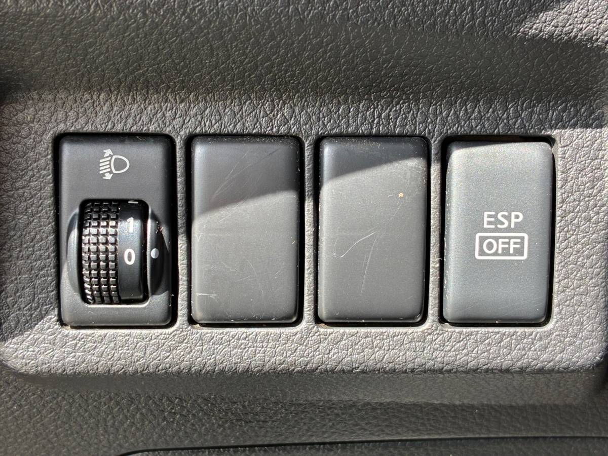 Nissan X-Trail Nissan X-Trail 2.0 LE 4×4|Automaat|Panoramadak|Cruise|Climatronic|Trekhaak|PDC|NAP|
