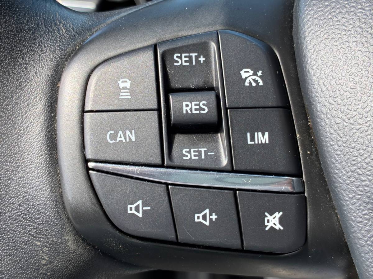 Ford Fiesta Ford Fiesta 1.0 EcoBoost Titanium|1e Eigenaar|Camera|Navigatie|CruiseControl|Climatronic|Trekhaak|NAP|