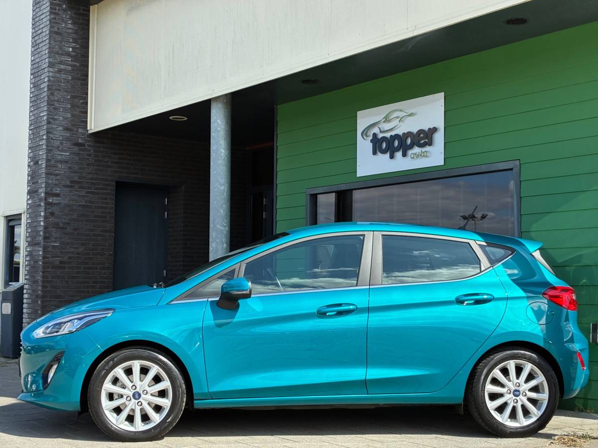 Ford Fiesta Ford Fiesta 1.0 EcoBoost Titanium|1e Eigenaar|Camera|Navigatie|CruiseControl|Climatronic|Trekhaak|NAP|