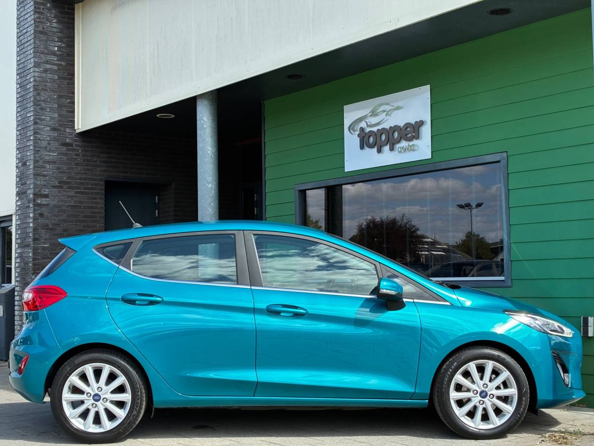 Ford Fiesta Ford Fiesta 1.0 EcoBoost Titanium|1e Eigenaar|Camera|Navigatie|CruiseControl|Climatronic|Trekhaak|NAP|