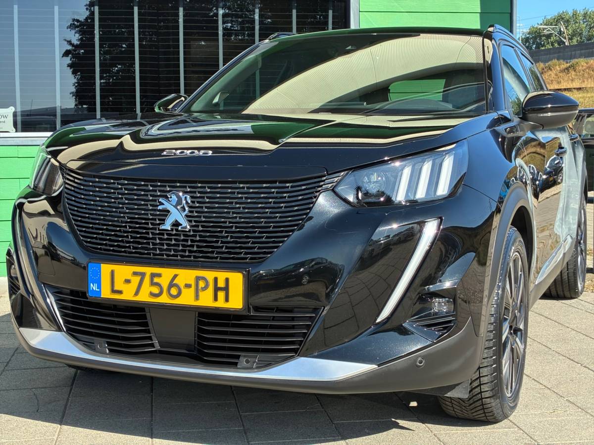 Peugeot e-2008 Peugeot E-2008 EV GT Pack 50 kWh|2e Eigenaar|Camera|Navigatie|PDC|CruiseControl|Climatronic|NAP|