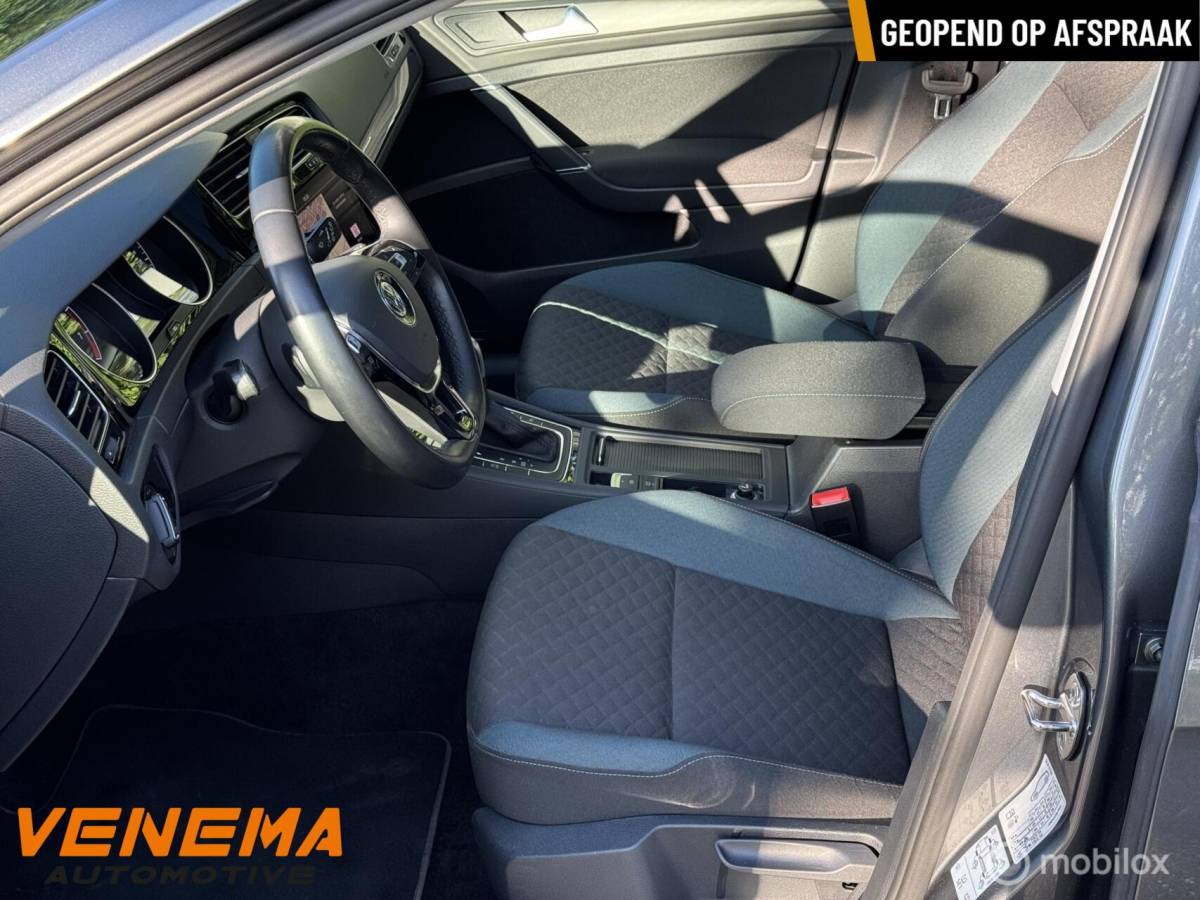 Volkswagen Golf VW Golf 1.5 TSI 150pk DSG IQ.DRIVE |1e Eig.|Pano |Dealer