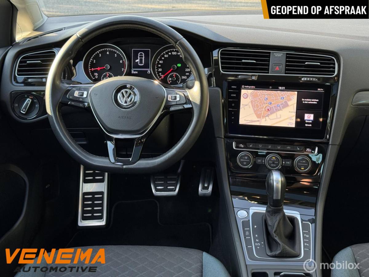Volkswagen Golf VW Golf 1.5 TSI 150pk DSG IQ.DRIVE |1e Eig.|Pano |Dealer