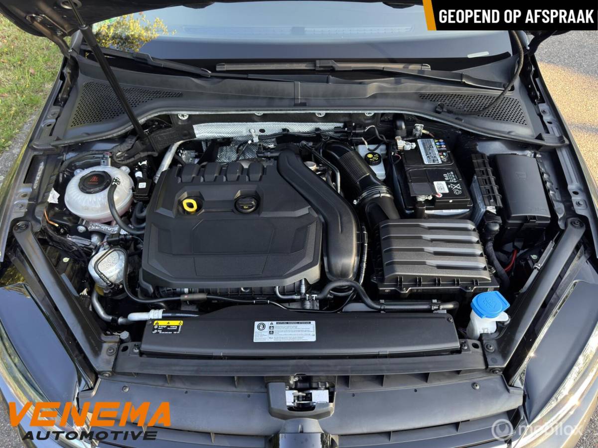 Volkswagen Golf VW Golf 1.5 TSI 150pk DSG IQ.DRIVE |1e Eig.|Pano |Dealer