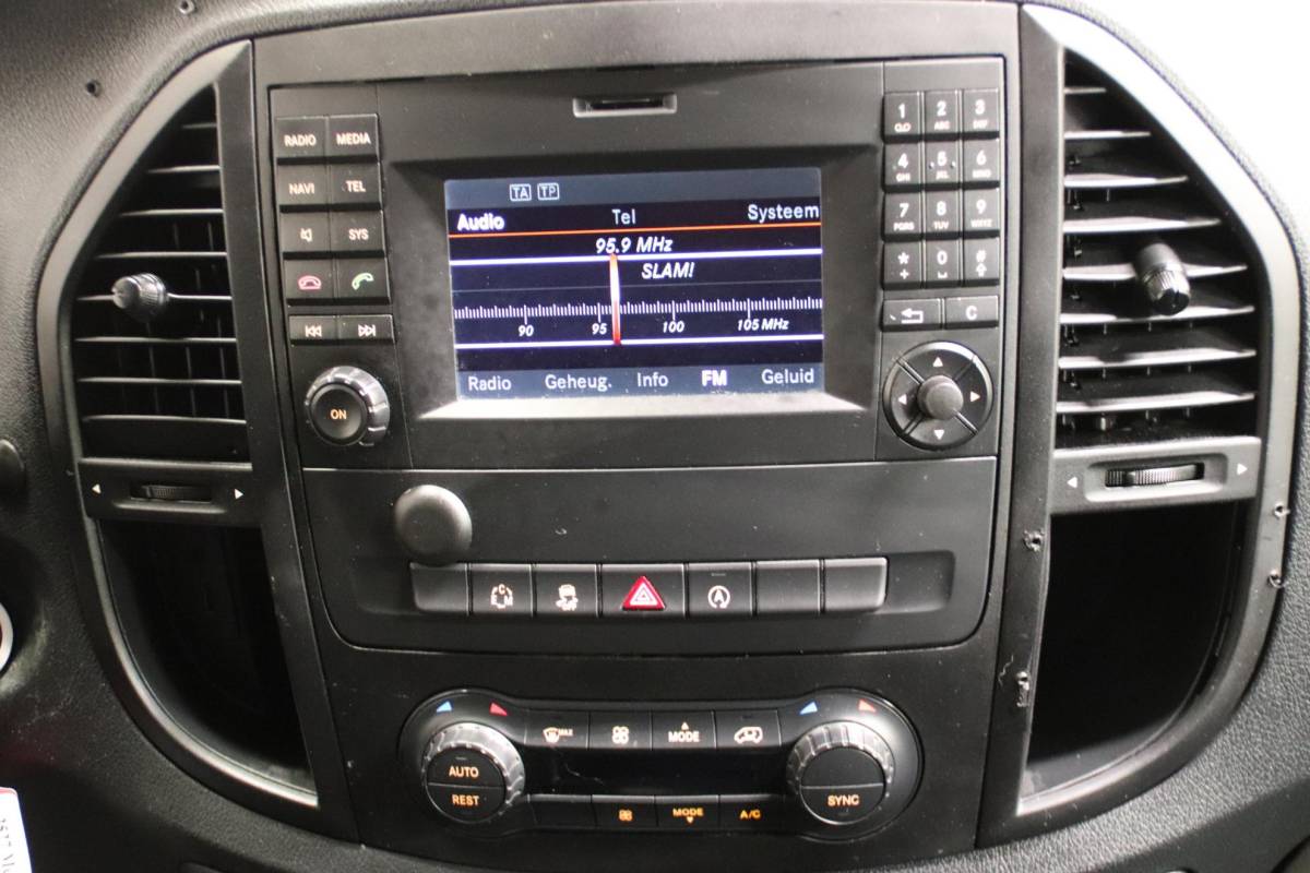 Mercedes-Benz Vito Mercedes-Benz Vito 116 CDI AUTOMAAT DUBBELE SCHUIFDUR TREKHAAK
