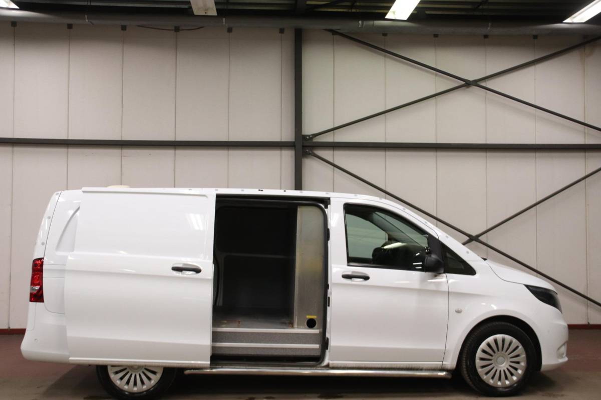 Mercedes-Benz Vito Mercedes-Benz Vito 116 CDI AUTOMAAT DUBBELE SCHUIFDUR TREKHAAK