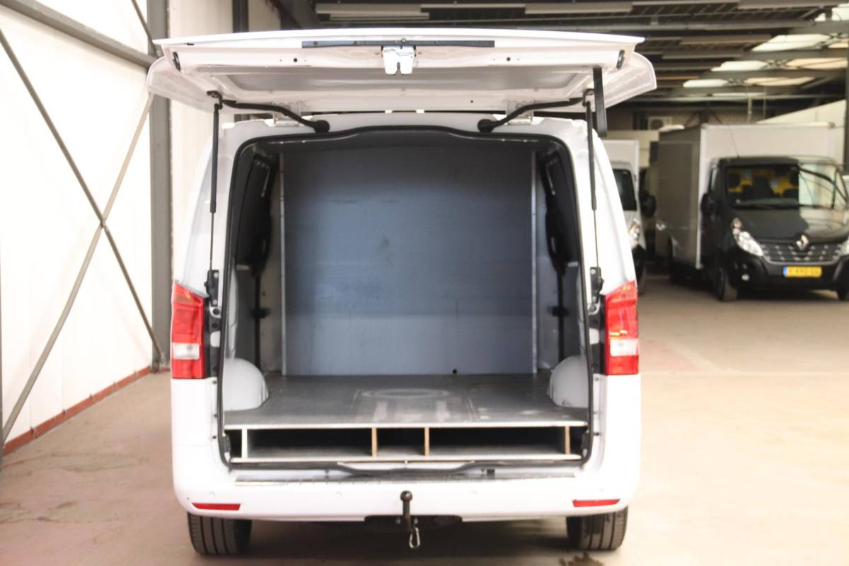 Mercedes-Benz Vito Mercedes-Benz Vito 116 CDI AUTOMAAT DUBBELE SCHUIFDUR TREKHAAK
