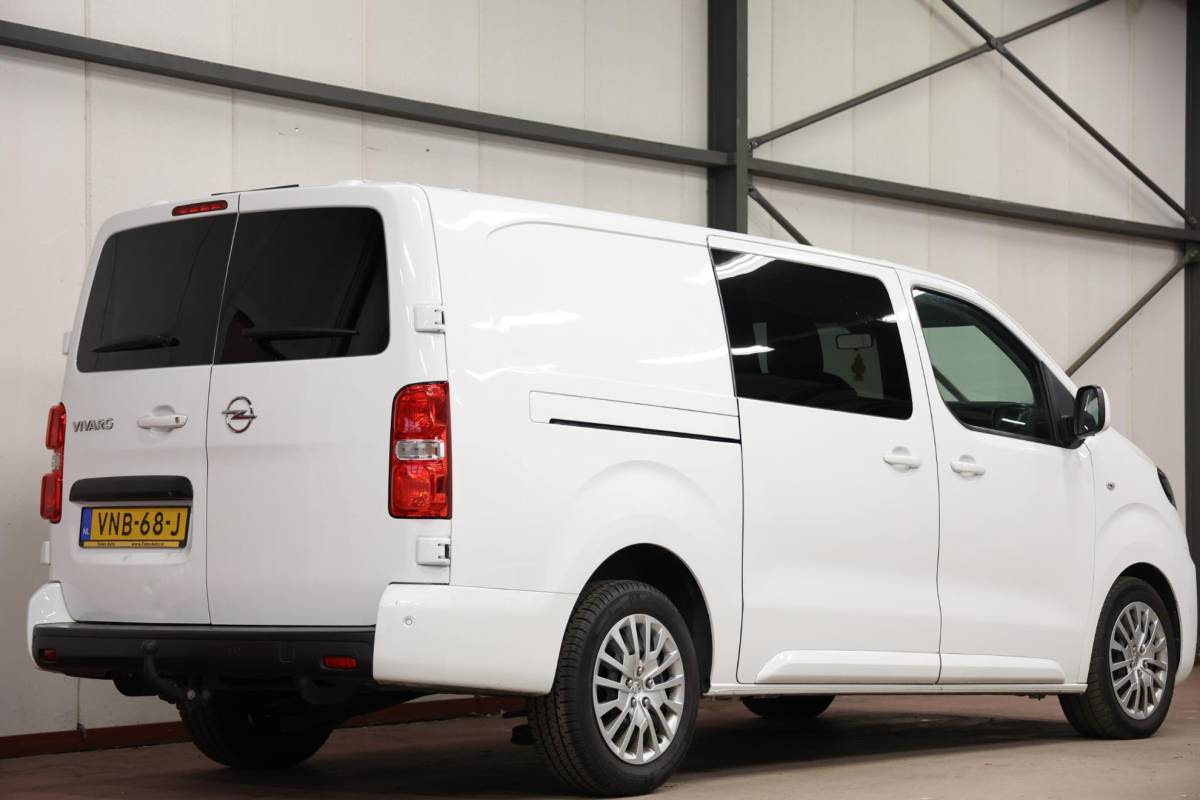 Opel Vivaro Opel Vivaro 2.0 CDTI L3H1 LANG DC DUBBEL CABINE AUTOMAAT