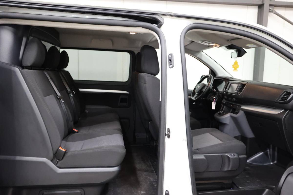 Opel Vivaro Opel Vivaro 2.0 CDTI L3H1 LANG DC DUBBEL CABINE AUTOMAAT