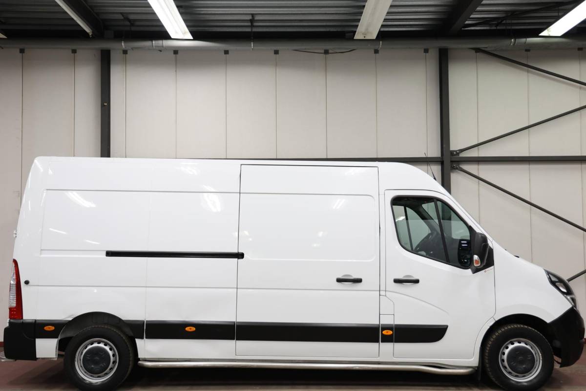 Opel Movano Opel Movano 2.3 Turbo L3H2 POST NL SCHAPPEN